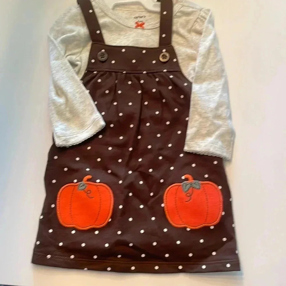 Carter’s Baby Pumpkin 2pc outfit